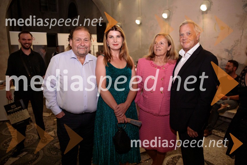  Darko  Brlek, direktor in umetniški vodja, Festival Ljubljana;  Janja Lamberger;  ... ;  Aleksander Merlo, ginekologLa Fura dels Baus, Joseph Haydn: Stvarjenje na 73. Ljubljana Festivalu