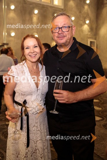  Irena Jalšovec Kogoj - Regina, pevka;  Robert Waltl, direktor, Mini teaterLa Fura dels Baus, Joseph Haydn: Stvarjenje na 73. Ljubljana Festivalu