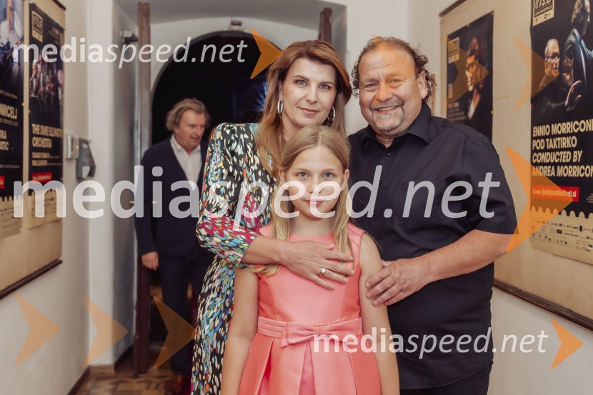  Janja Lamberger;  Martina Neža Brlek;  Darko  Brlek, direktor in umetniški vodja, Festival LjubljanaVečer na Festivalu Ljubljana s Terme Dobrna