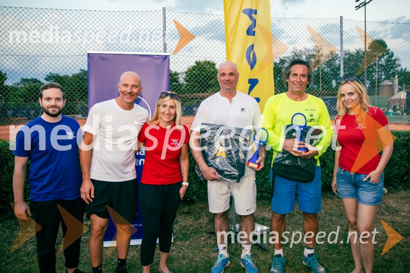  ... ;  ... ;  ... ;  ... ;  ... ;  Ajša Vodnik, izvršna direktorica AmCham (Ameriška gospodarska zbornica)AmCham x Nomago Open teniški turnir in piknik 2025