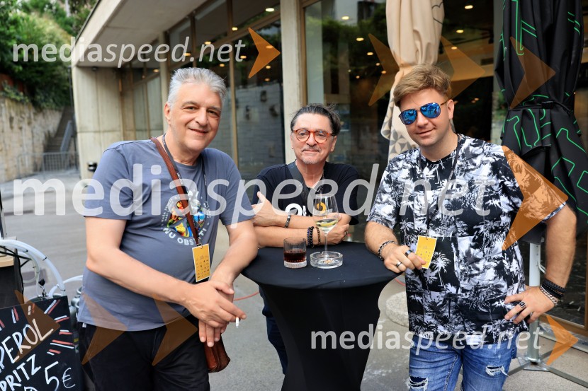  ... ;  Dare Kaurič, glasbenik, skupina Kingston;  ... 44. festival Melodije morja in sonca, zmagovalec Dare Kaurič