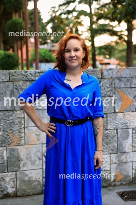  Maja Monrue, pisateljica in producentka44. festival Melodije morja in sonca, zmagovalec Dare Kaurič