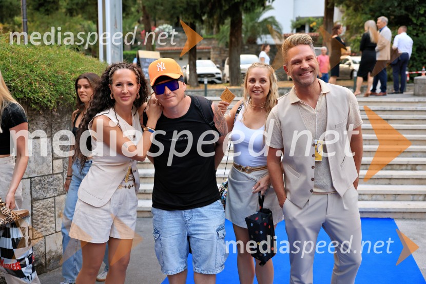  ... ;  Štefan  Čamič - Steffanio, skupina Game Over;  Tinkara Fortuna, skupina Bepop;  Sebastian Podgornik, pevec in plesalec44. festival Melodije morja in sonca, zmagovalec Dare Kaurič