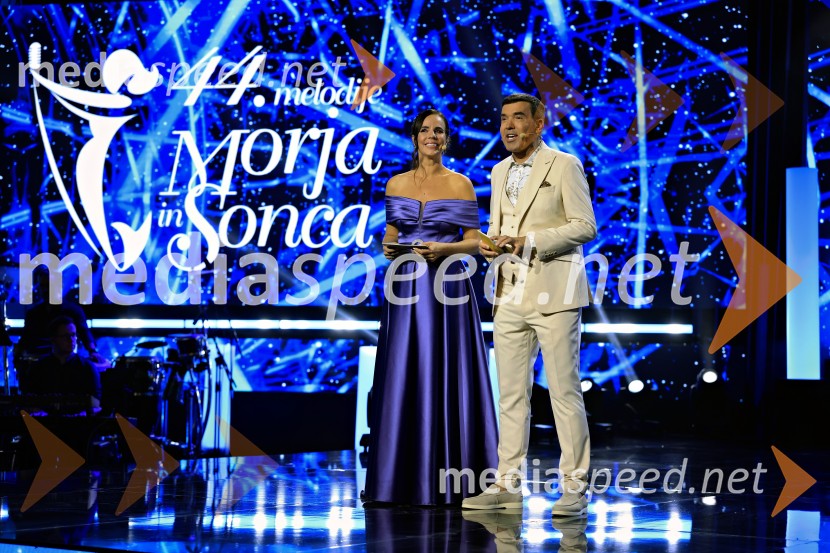  Lorella Flego, voditeljica;  Mario Galunič, TV voditelj44. festival Melodije morja in sonca, zmagovalec Dare Kaurič