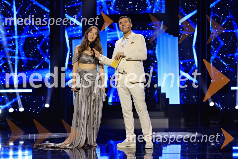  Samantha Maya, pevka;  Mario Galunič, TV voditelj44. festival Melodije morja in sonca, zmagovalec Dare Kaurič