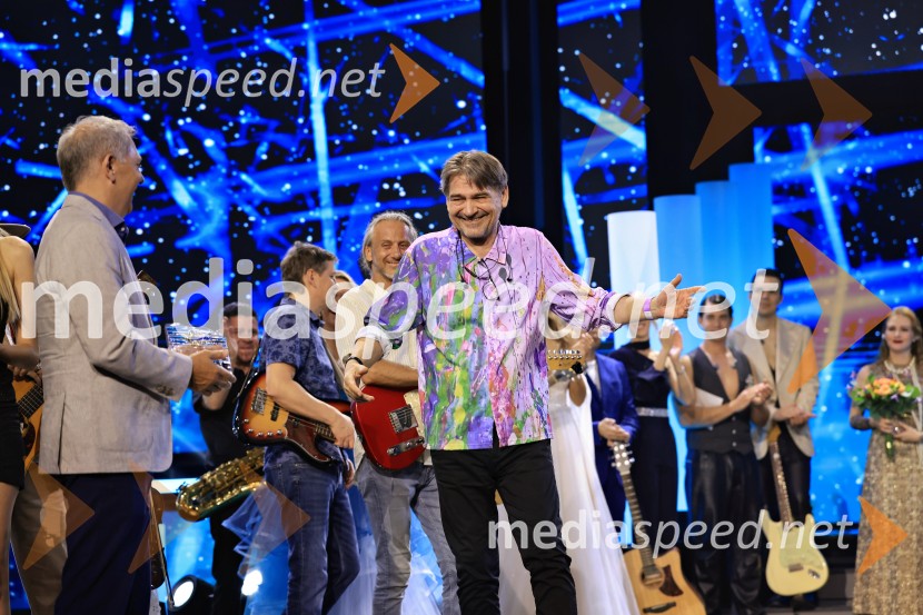  Marko Vuksanovič, pevec, skupina Avtomobili44. festival Melodije morja in sonca, zmagovalec Dare Kaurič