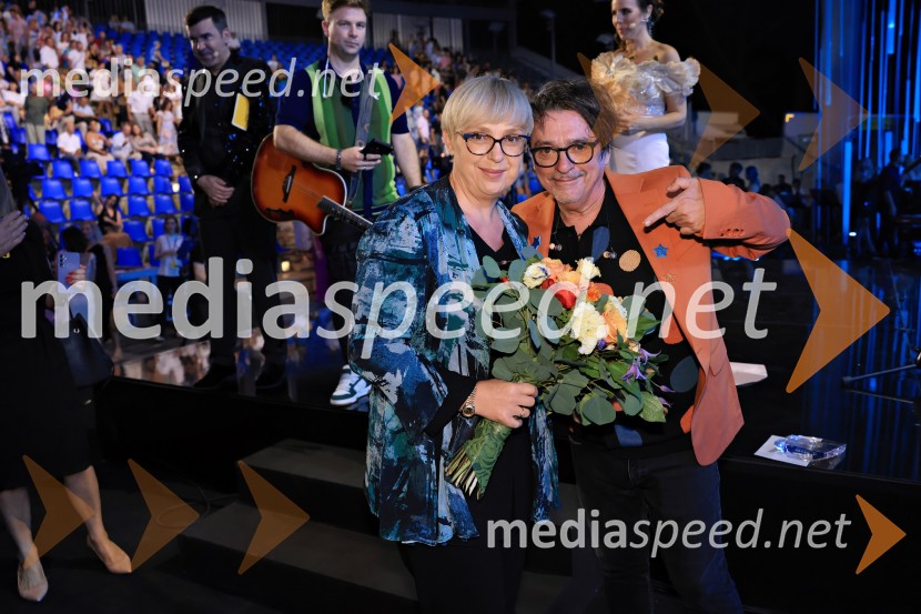 dr. Nataša Pirc Musar, predsednica Republike Slovenije;  Dare Kaurič, pevec44. festival Melodije morja in sonca, zmagovalec Dare Kaurič