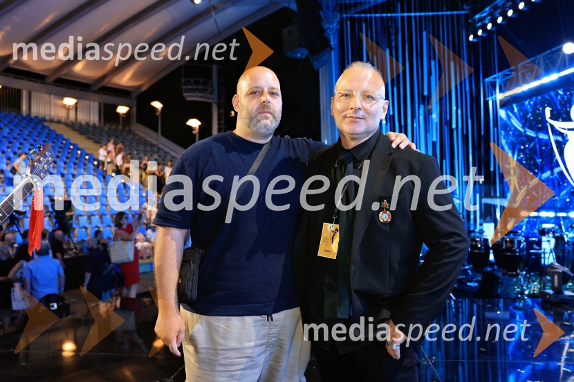 44. festival Melodije morja in sonca, zmagovalec Dare Kaurič