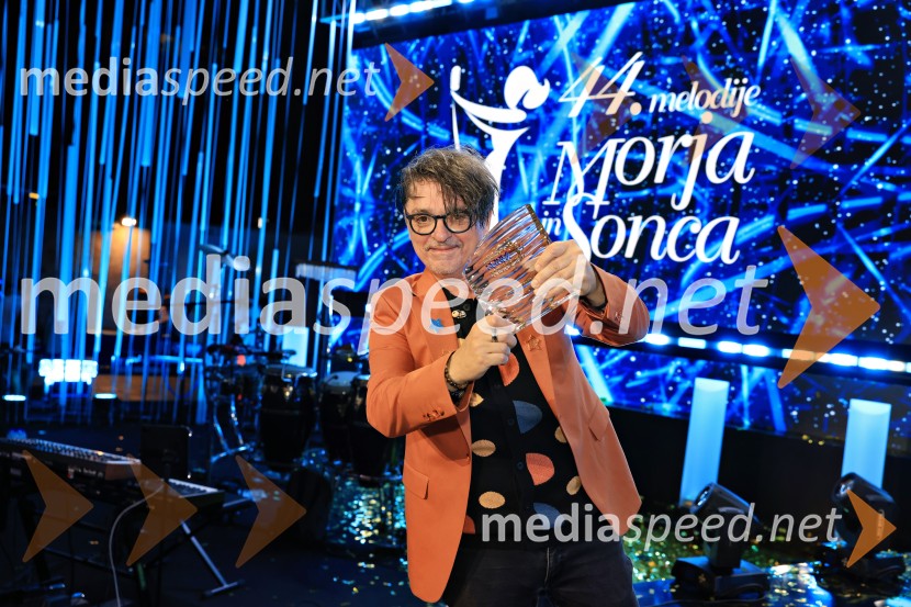  Dare Kaurič, pevec44. festival Melodije morja in sonca, zmagovalec Dare Kaurič