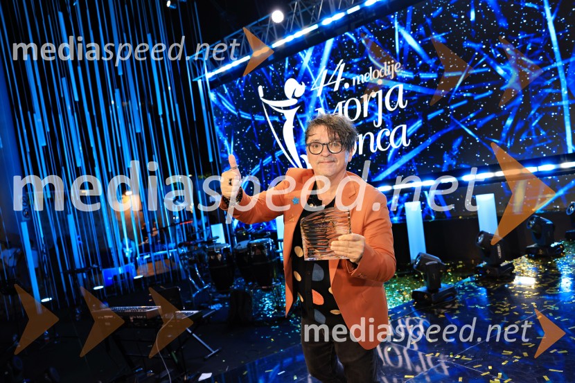  Dare Kaurič, pevec44. festival Melodije morja in sonca, zmagovalec Dare Kaurič