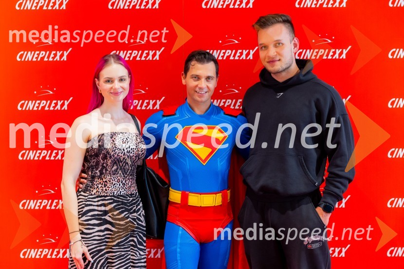  Gaja Hribernik, ustvarjalka vsebin, osebna trenerka;  Matic  Gaiser, cosplayer, costumer;  Andrej Pavličević, osebni trener in ustvarjalec vsebinVečer superjunakov z legendarnim Supermanom v Cineplexx Ljubljana