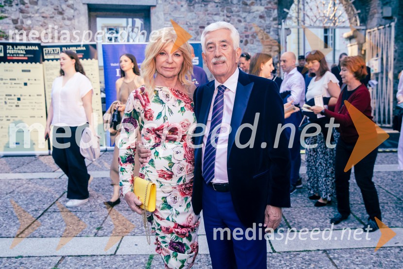  Darja Kuhar Kotnik, soustanoviteljica in podpredsednica Društva za zdravje naroda;  Rajko Kotnik, bivši poslovni direktor Cankarjevega doma, dosedanji predsednik Lions kluba Ljubljana RožnikBaletni večer Edwarda Cluga na Ljubljana Festivalu