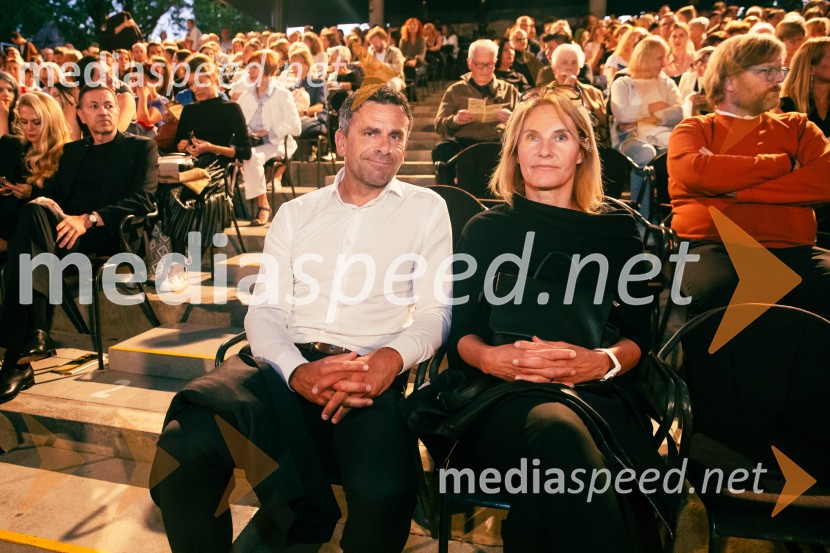  Uroš  Fonovič, direktor, Lunos Slovenija;  Milena Polutnik Fonovič, OTP bankaBaletni večer Edwarda Cluga na Ljubljana Festivalu