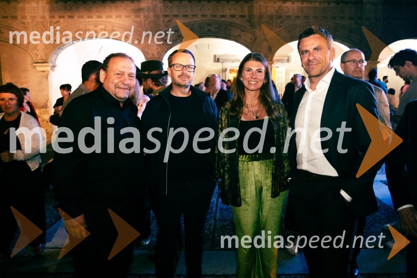  Darko  Brlek, direktor in umetniški vodja, Festival Ljubljana;  ... ;  ... ;  Uroš  Fonovič, direktor, Lunos SlovenijaBaletni večer Edwarda Cluga na Ljubljana Festivalu