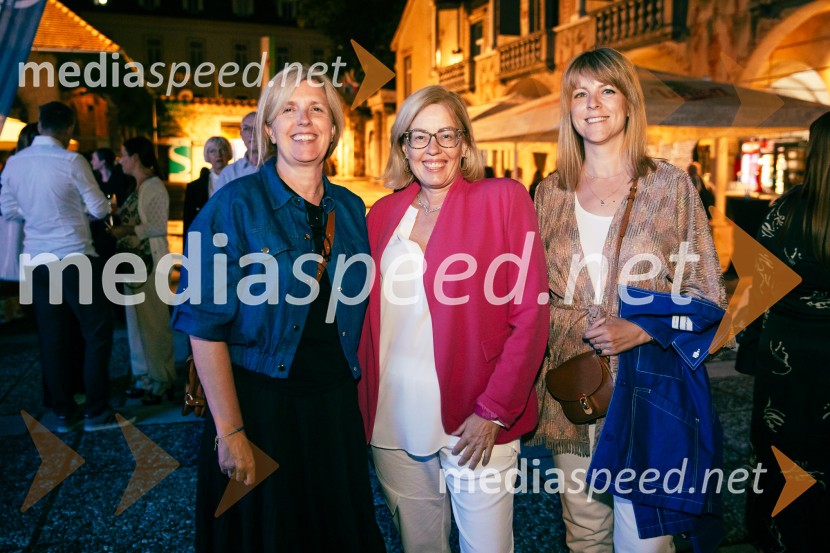  ... ;  Ariana Nina Error, direktorica, Marketing Magazin;  ... Baletni večer Edwarda Cluga na Ljubljana Festivalu