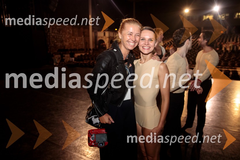  Darja Štravs Tisu, radijska voditeljica, glasbenica in fotografinja;  Tijuana Križman Hudernik, baletna solistkaBaletni večer Edwarda Cluga na Ljubljana Festivalu