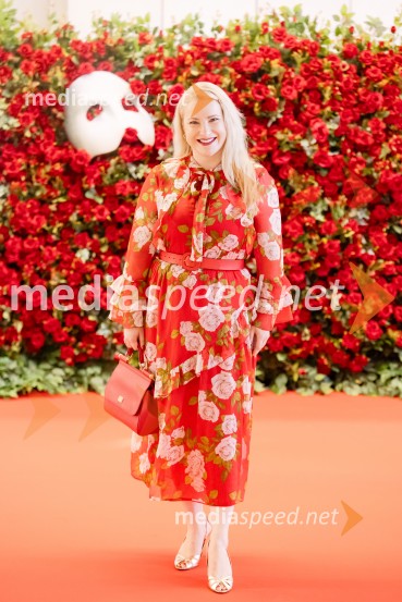  Danica Lovenjak, novinarka, voditeljicaFantom iz opere, slavni muzikal na Ljubljana festivalu