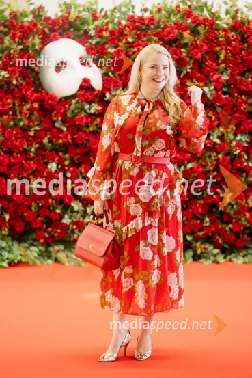  Danica Lovenjak, novinarka, voditeljicaFantom iz opere, slavni muzikal na Ljubljana festivalu