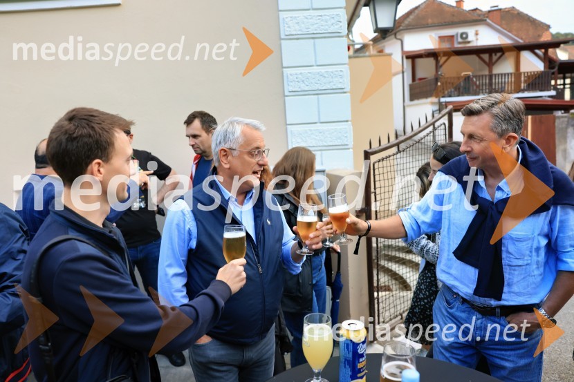  Marko Šantej, župan, Občina Laško;  Matjaž Han, minister za gospodarstvo, turizem in šport;  Borut Pahor, nekdanji predsednik Republike Slovenije60. festival Pivo in cvetje 2025 odprli Magnifico, Šank Rock, Jan Plestenjak, Luka Basi in Dejan Dogaja