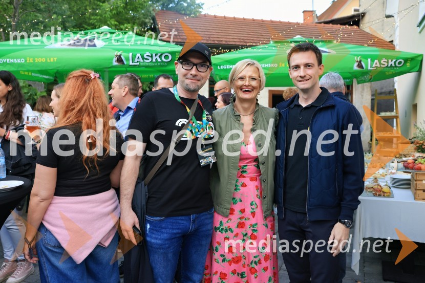  Miha  Mirt, direktor STIK Laško;  Marta Bulhak, direktorica Pivovarna Laško Union;  Marko Šantej, župan, Občina Laško60. festival Pivo in cvetje 2025 odprli Magnifico, Šank Rock, Jan Plestenjak, Luka Basi in Dejan Dogaja
