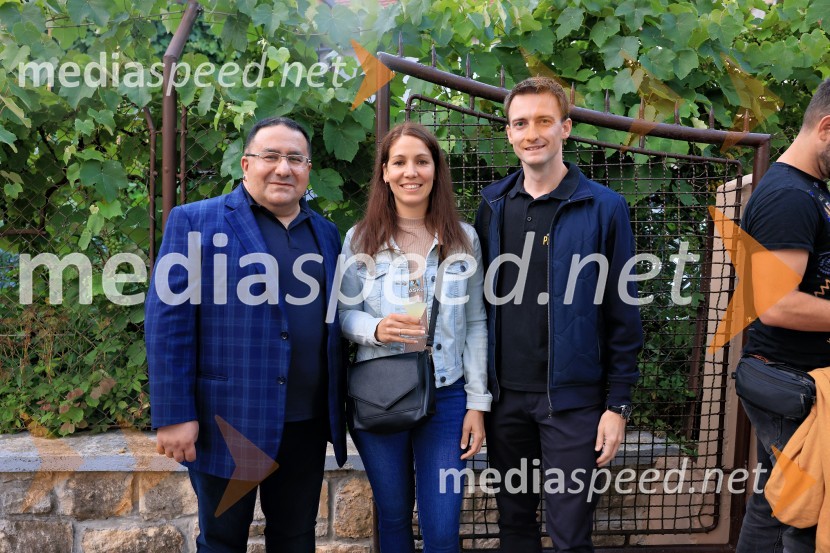  Valery Arakelov, direktor in lastnik podjetja Terme Resort d.o.o.;  ... ;  Marko Šantej, župan, Občina Laško60. festival Pivo in cvetje 2025 odprli Magnifico, Šank Rock, Jan Plestenjak, Luka Basi in Dejan Dogaja
