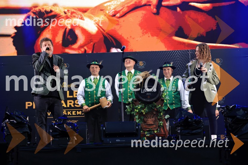  Tomislav  Jovanović - Tokac, pevec skupine Dan D;  Maja Keuc, pevka, Amaya60. festival Pivo in cvetje 2025 odprli Magnifico, Šank Rock, Jan Plestenjak, Luka Basi in Dejan Dogaja