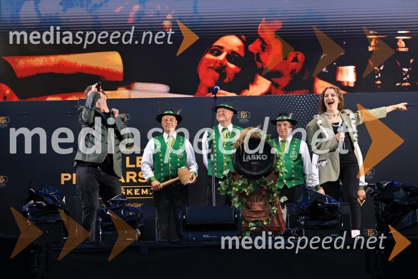  Tomislav  Jovanović - Tokac, pevec skupine Dan D;  Maja Keuc, pevka, Amaya60. festival Pivo in cvetje 2025 odprli Magnifico, Šank Rock, Jan Plestenjak, Luka Basi in Dejan Dogaja