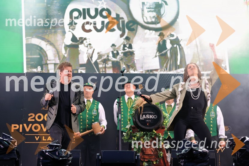  Tomislav  Jovanović - Tokac, pevec skupine Dan D;  Maja Keuc, pevka, Amaya60. festival Pivo in cvetje 2025 odprli Magnifico, Šank Rock, Jan Plestenjak, Luka Basi in Dejan Dogaja