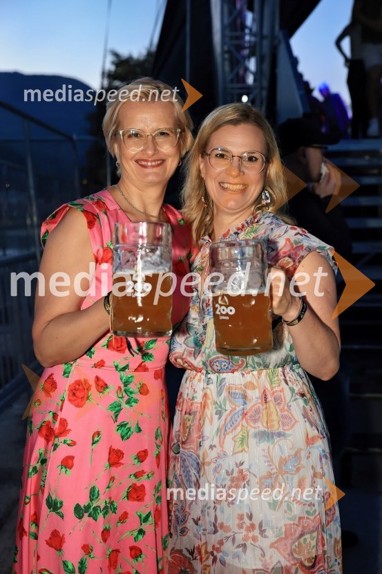  Marta Bulhak, direktorica Pivovarna Laško Union;  ... 60. festival Pivo in cvetje 2025 odprli Magnifico, Šank Rock, Jan Plestenjak, Luka Basi in Dejan Dogaja