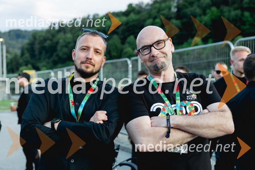  Enej Kirn, podžupan, Občina Laško;  Miha  Mirt, direktor STIK Laško60. festival Pivo in cvetje 2025 odprli Magnifico, Šank Rock, Jan Plestenjak, Luka Basi in Dejan Dogaja