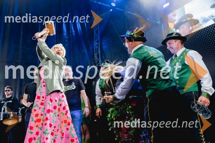  Marta Bulhak, direktorica Pivovarna Laško Union60. festival Pivo in cvetje 2025 odprli Magnifico, Šank Rock, Jan Plestenjak, Luka Basi in Dejan Dogaja