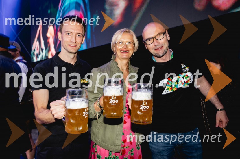  Marko Šantej, župan, Občina Laško;  Marta Bulhak, direktorica Pivovarna Laško Union;  Miha  Mirt, direktor STIK Laško60. festival Pivo in cvetje 2025 odprli Magnifico, Šank Rock, Jan Plestenjak, Luka Basi in Dejan Dogaja