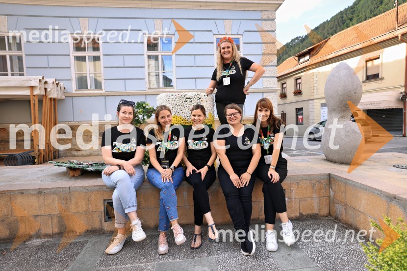  Urška Žibret;  Sabina Šrot, Stik Laško - Center za šport, turizem, informiranje in kulturo Laško;  Metka Mavri;  Špela Juhart;  Anja Ferme;  Anja KrašekPivo in cvetje 2025, sobota, na odrih Severina, Vlado Kreslin, Big foot Mama, Joker Out, Fehtarji, Flirt