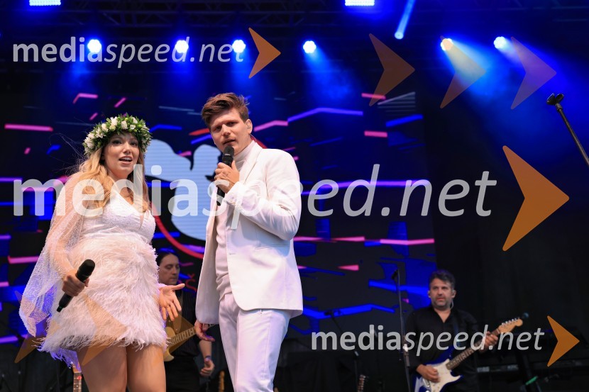  Tjaša Hrovat Steklasa, pevka;  Uroš Steklasa, glasbenikPivo in cvetje 2025, sobota, na odrih Severina, Vlado Kreslin, Big foot Mama, Joker Out, Fehtarji, Flirt