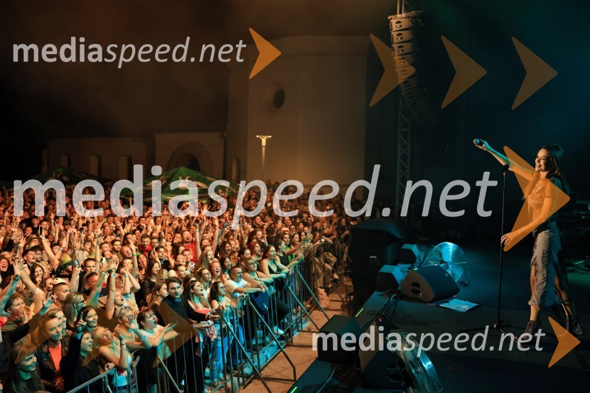  Severina Vučković, pevkaPivo in cvetje 2025, sobota, na odrih Severina, Vlado Kreslin, Big foot Mama, Joker Out, Fehtarji, Flirt