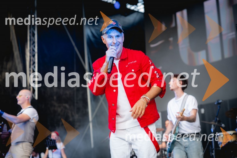  Rok  Lunaček, pisec besedil, aranžer in pevecPivo in cvetje 2025, sobota, na odrih Severina, Vlado Kreslin, Big foot Mama, Joker Out, Fehtarji, Flirt