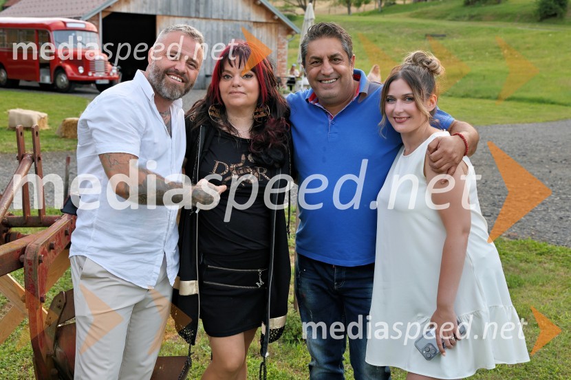  Miha Ornik, INK Tatto studio;  Nataša Adamič, pevka;  Saša Kostić, pevec;  ... Piknik pod kozolcem na posestvu Štajerski cvet