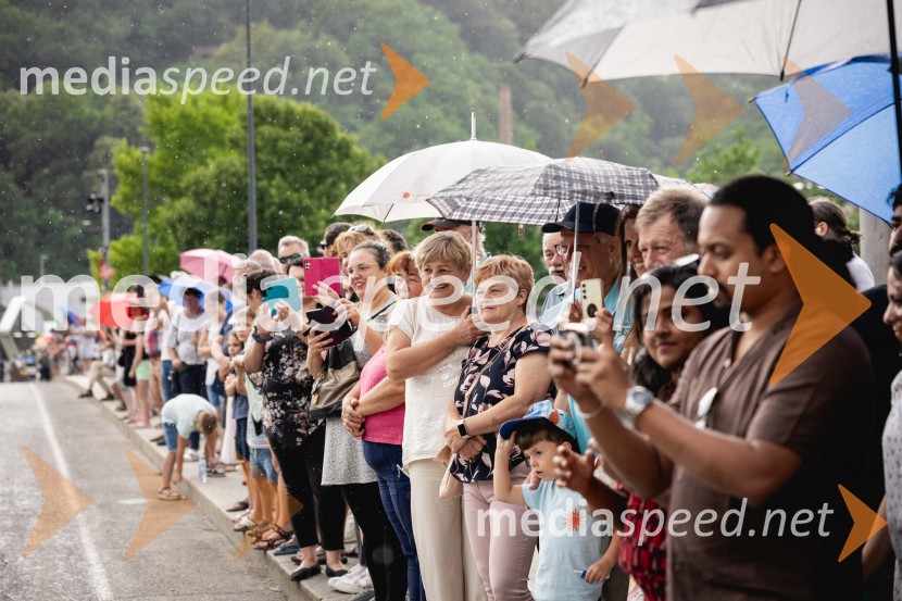 Pivo in cvetje 2025, ohcet in zaključna povorka
