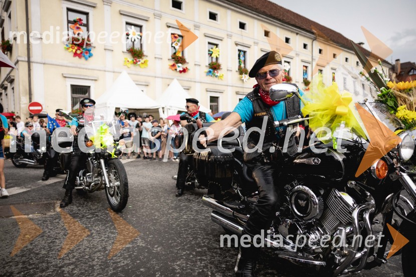 Pivo in cvetje 2025, ohcet in zaključna povorka