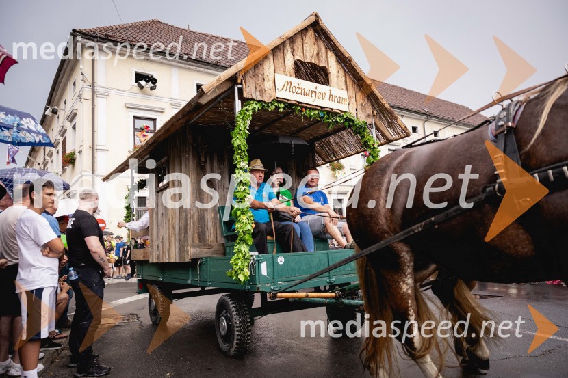 Pivo in cvetje 2025, ohcet in zaključna povorka