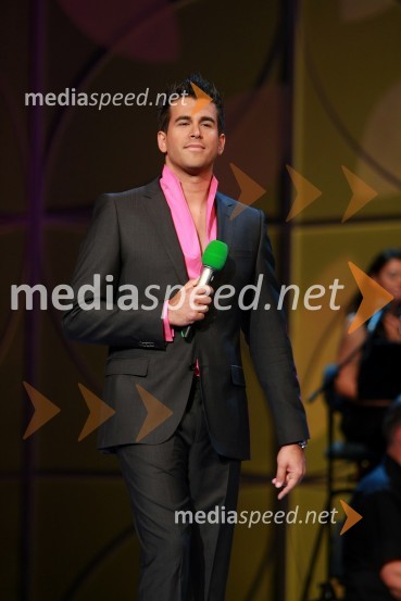 Domen Kumer, zmagovalec 40. Festivala narečne popevke 200940. Festival narečnih popevk 2009