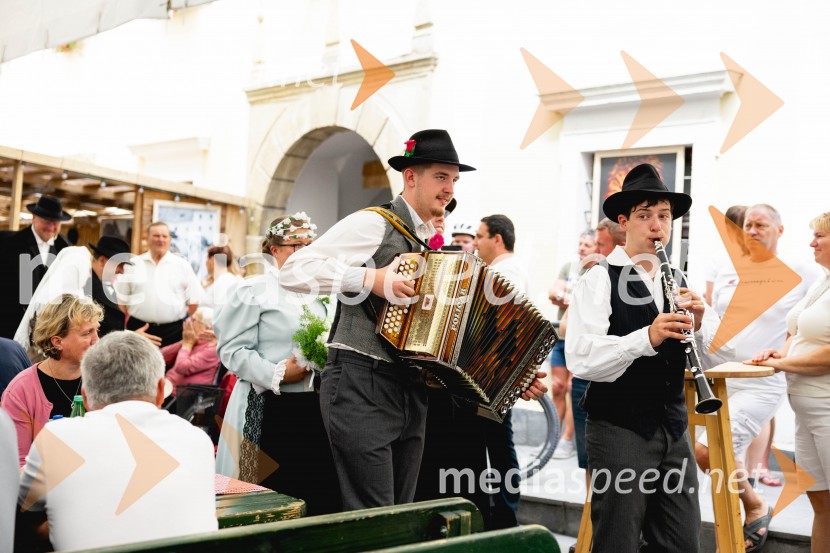 Pivo in cvetje 2025, ohcet in zaključna povorka