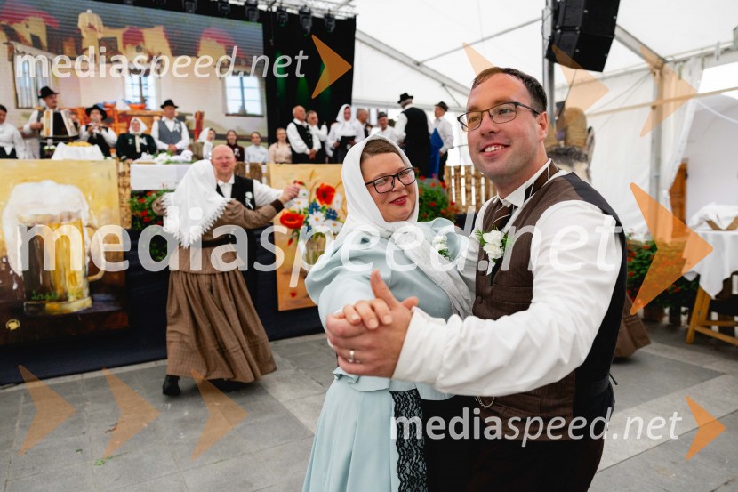  Anja Majoranc;  Matej MajorancPivo in cvetje 2025, ohcet in zaključna povorka