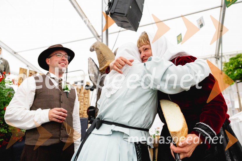 Pivo in cvetje 2025, ohcet in zaključna povorka