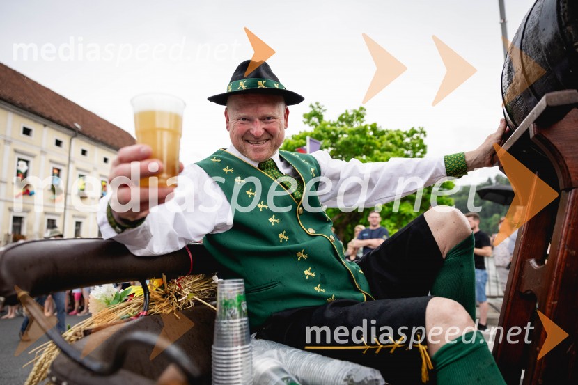 Pivo in cvetje 2025, ohcet in zaključna povorka