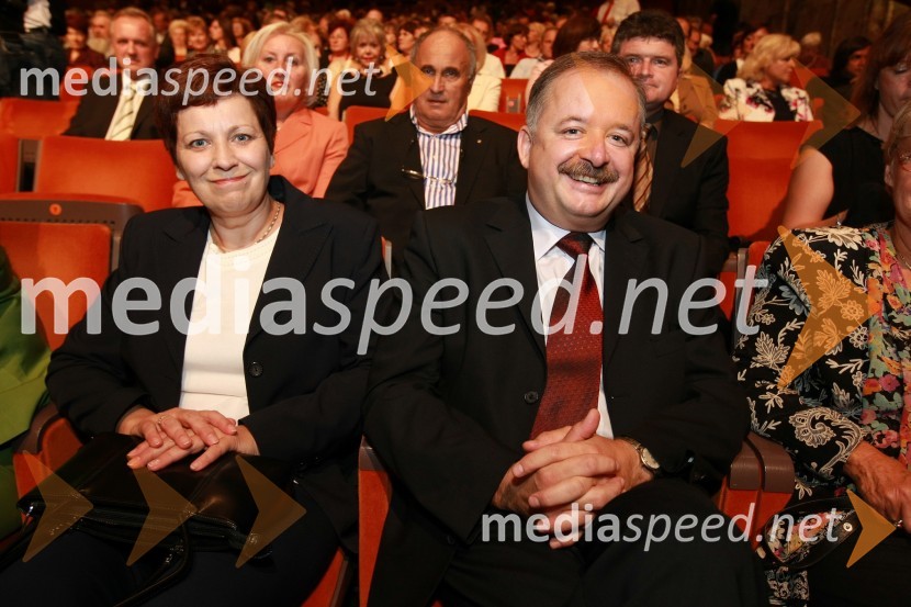 Bogdan Čepič, poslanec Državnega zbora RS in soproga40. Festival narečnih popevk 2009