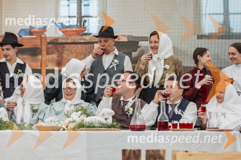 Pivo in cvetje 2025, ohcet in zaključna povorka