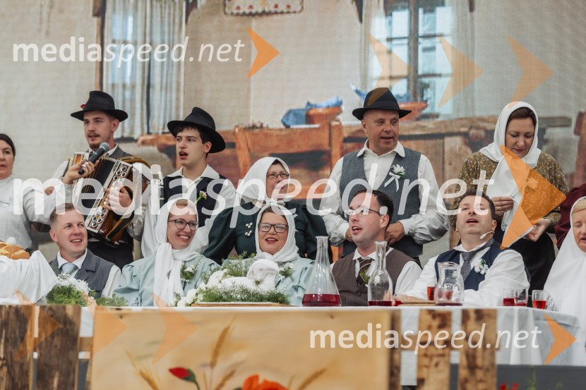 Pivo in cvetje 2025, ohcet in zaključna povorka