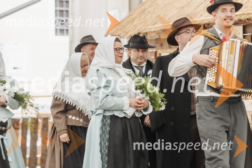 Pivo in cvetje 2025, ohcet in zaključna povorka