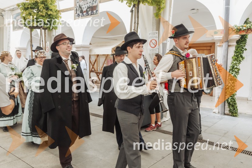 Pivo in cvetje 2025, ohcet in zaključna povorka